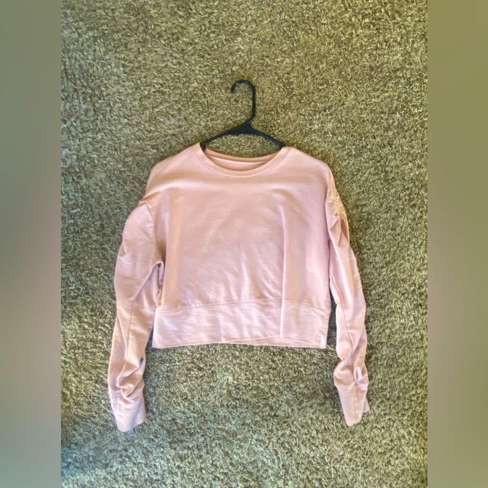 Pink crop lightweight sweatshirt